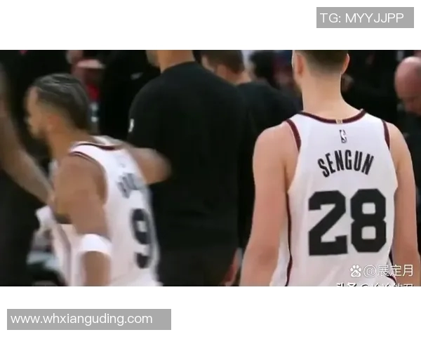 2019年火箭队与雄鹿队精彩全场比赛录像回顾与分析