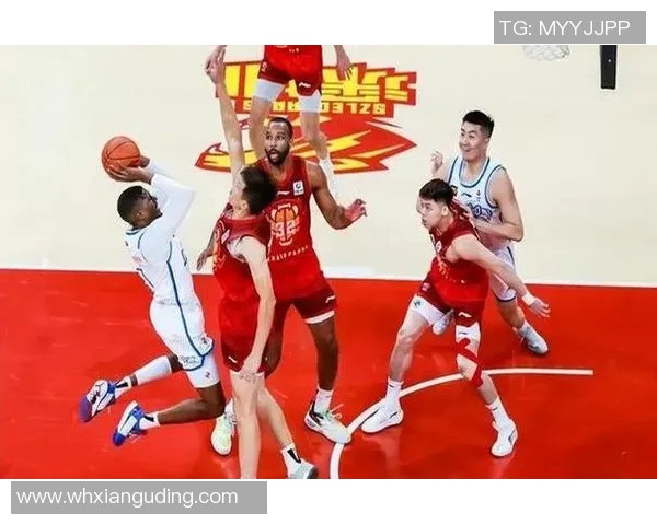 CBA新疆队对阵深圳队精彩直播回顾与赛后分析